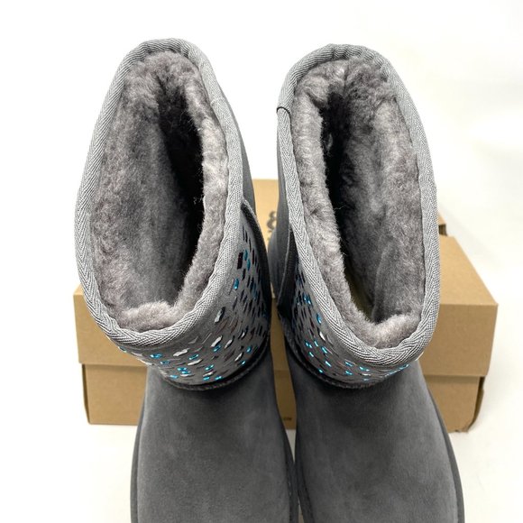 🌿Sale🌿 UGG Classic Short Stud Suede Fur Boots Grey Women Size 7 8 1119102-CHRC - Picture 5 of 10